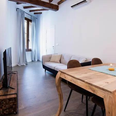 Del Tenor Apartment